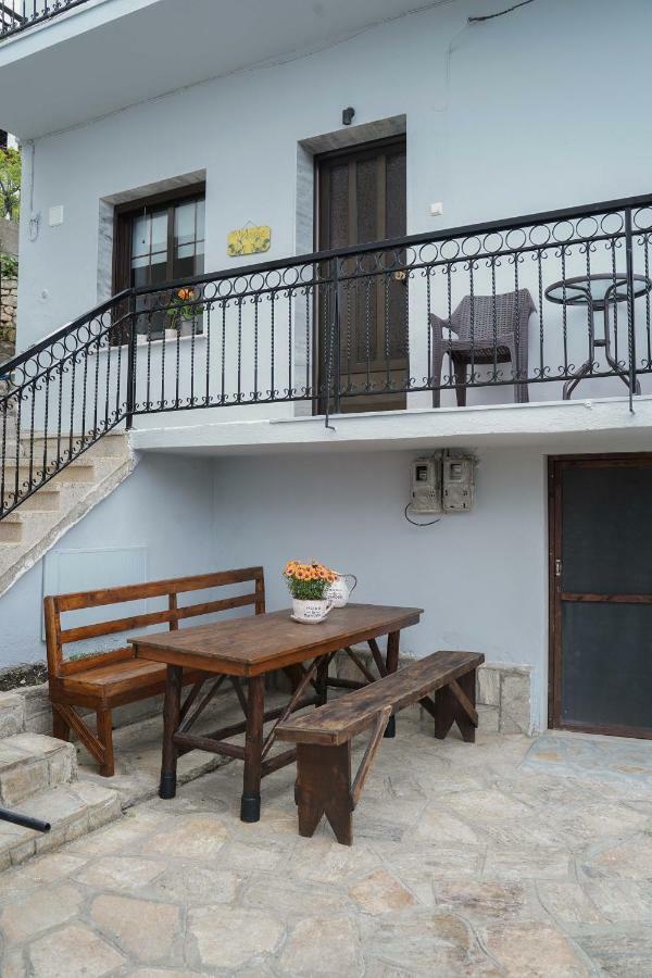 InGreen apartment Potamia  Buitenkant foto